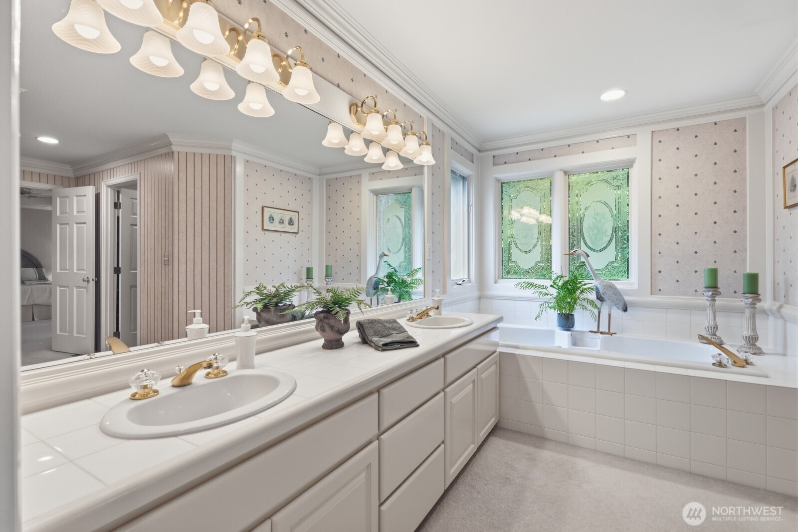 property viewer photo 23