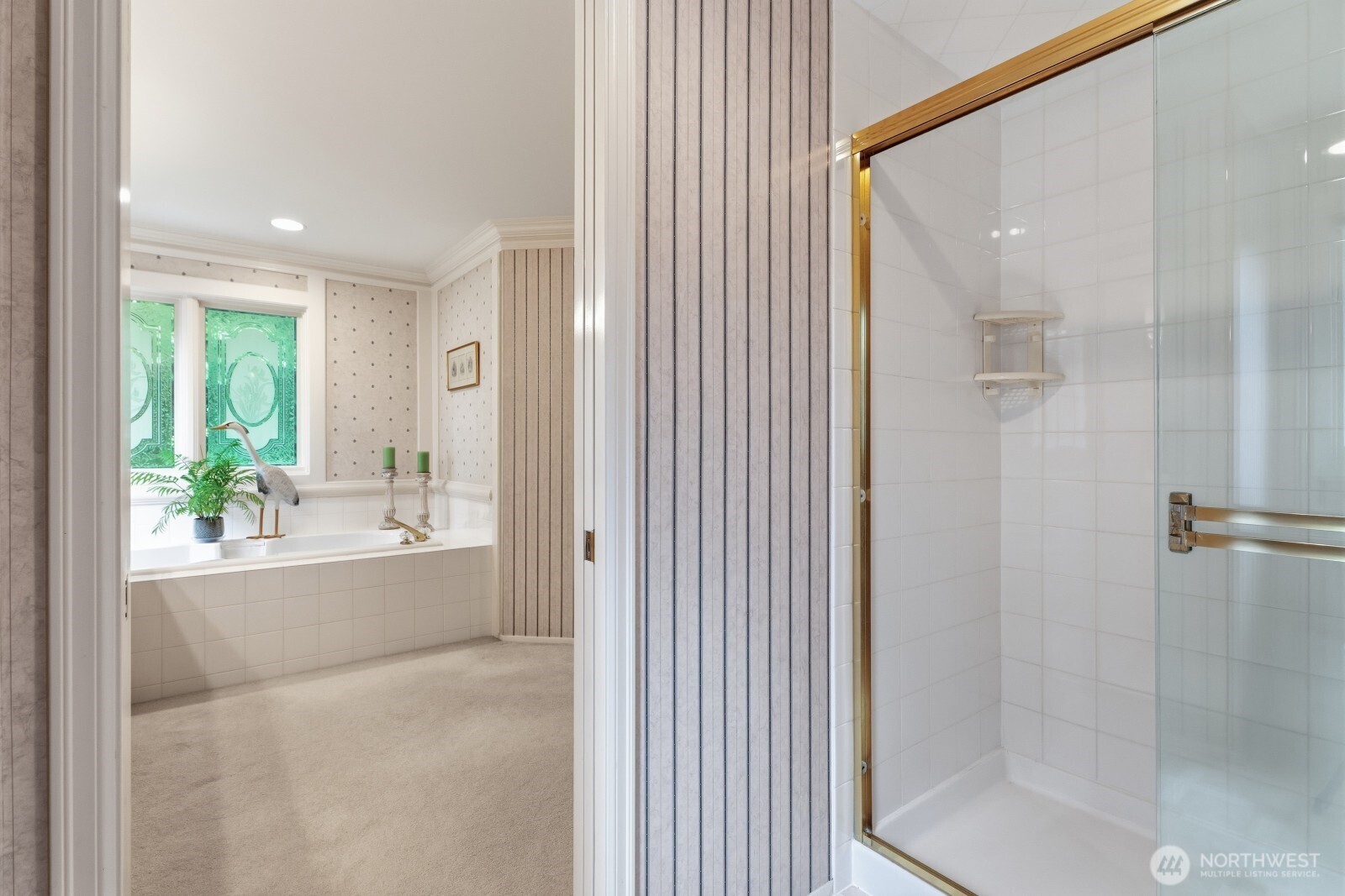 property viewer photo 24