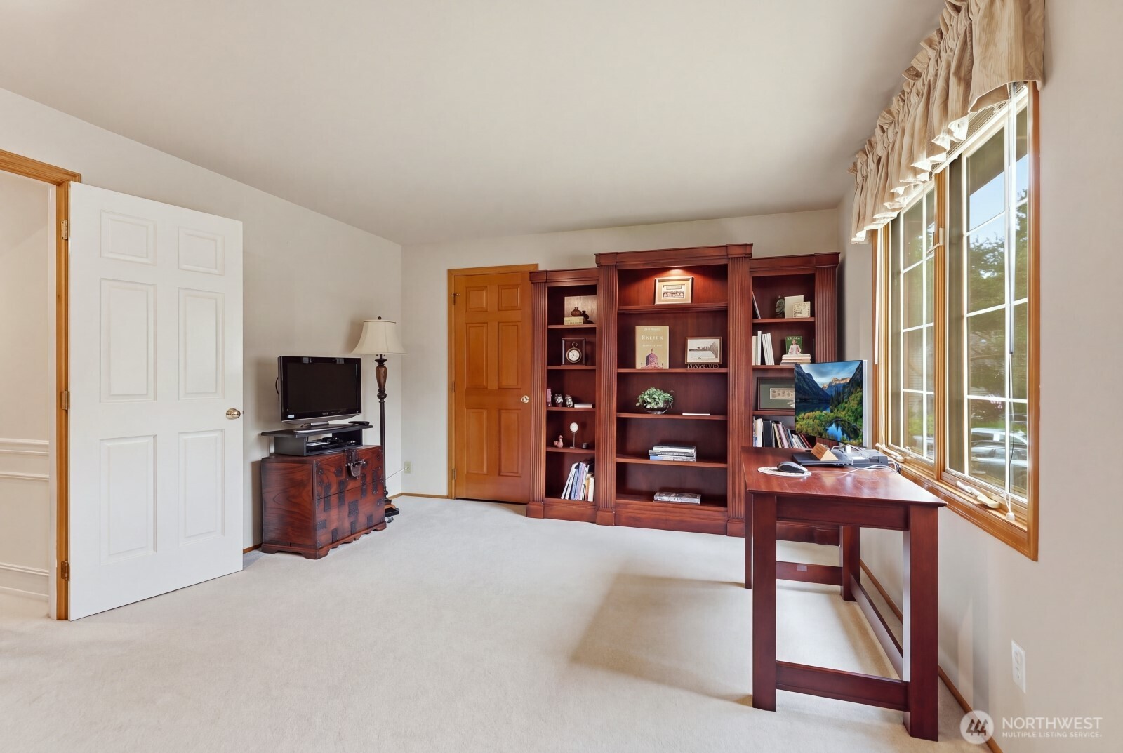 property viewer photo 28
