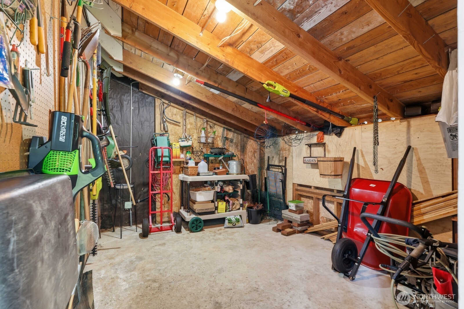 property viewer photo 30