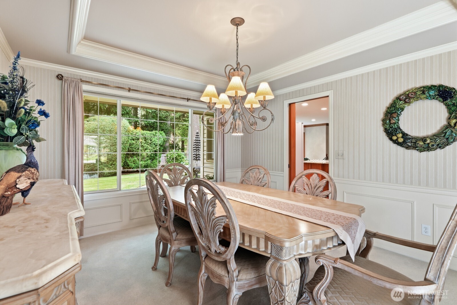 property viewer photo 9