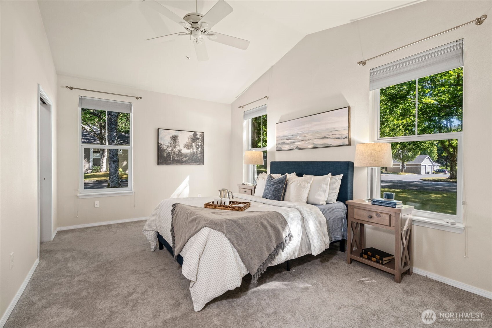property viewer photo 11