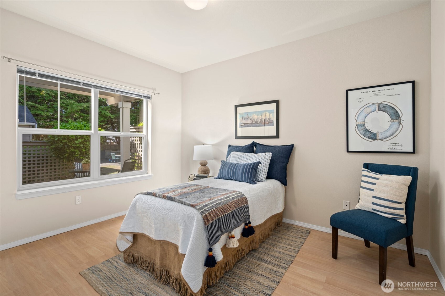property viewer photo 15