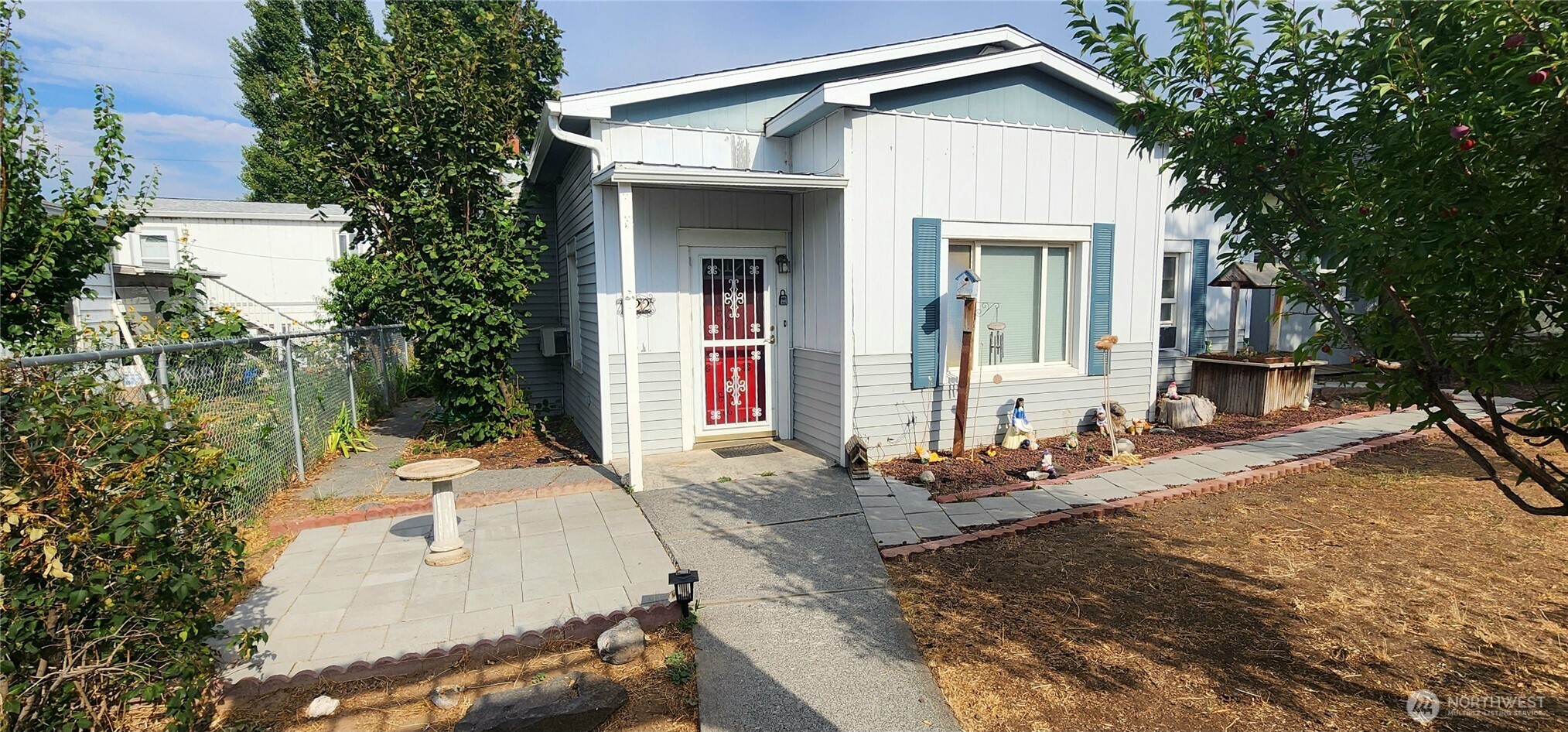 main property photo 0
