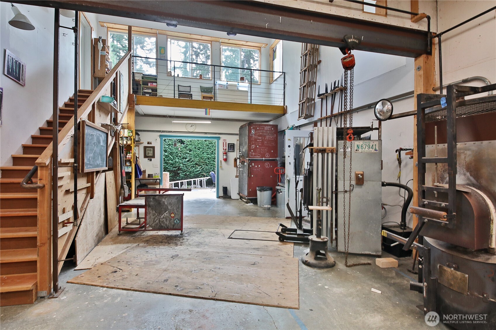 main property photo 12