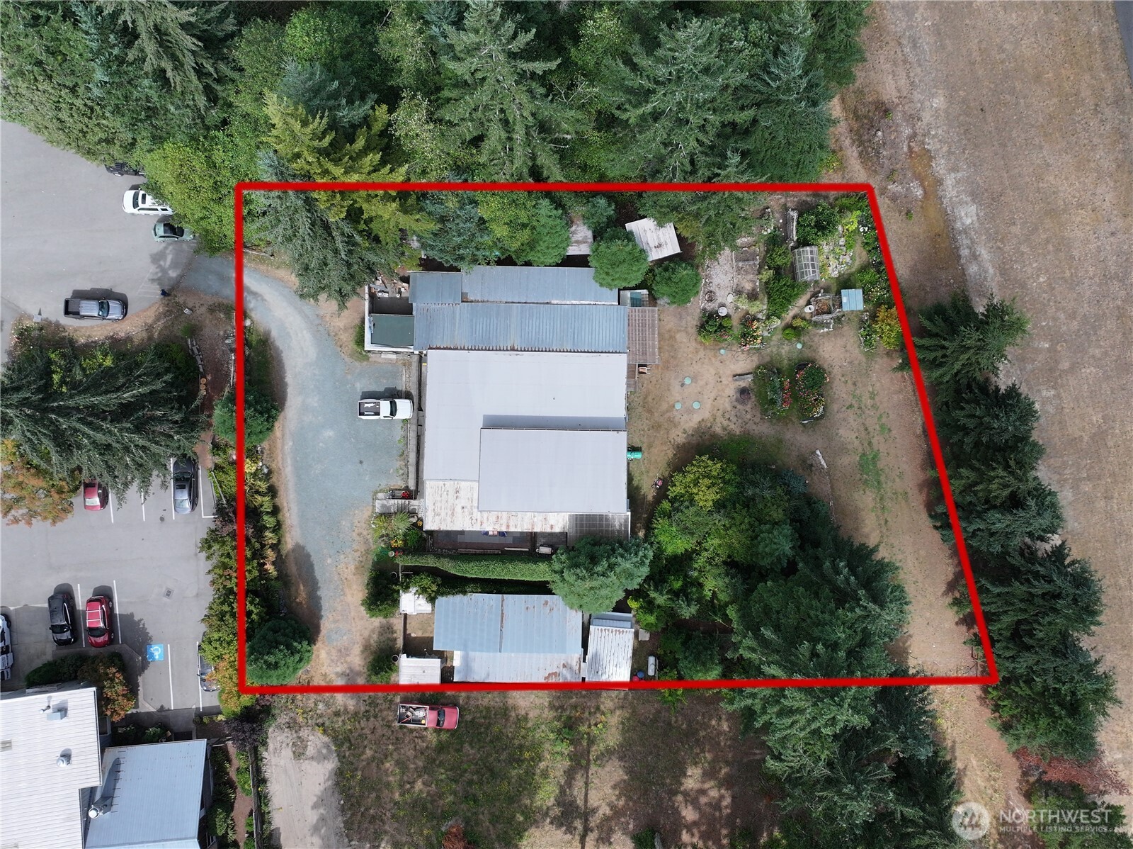 main property photo 34