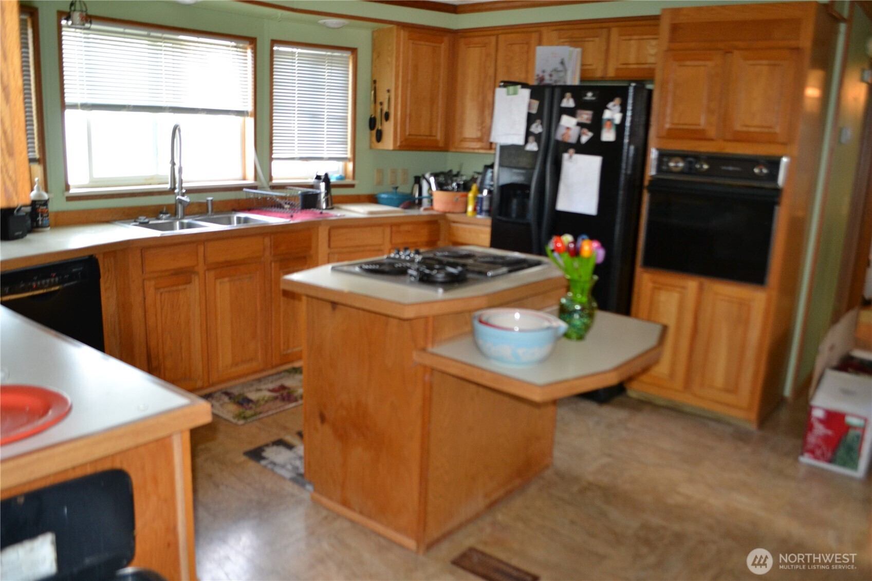 main property photo 16