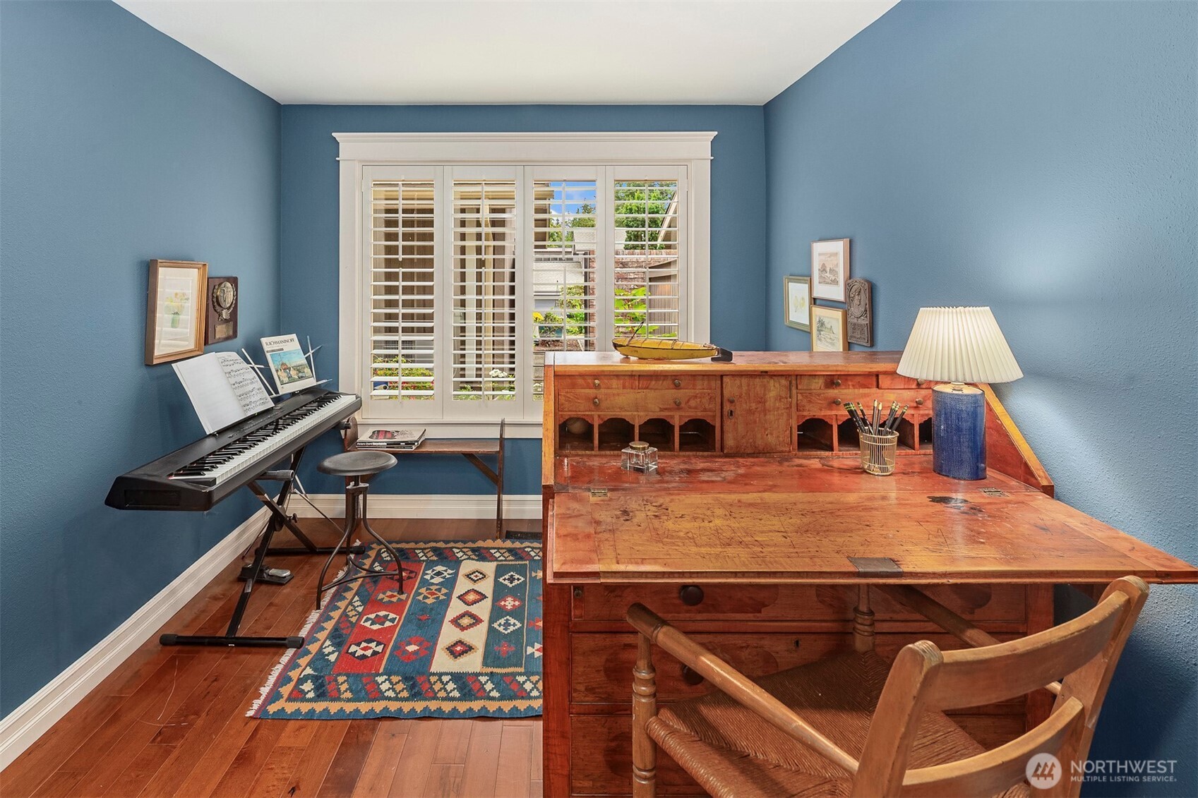 main property photo 5