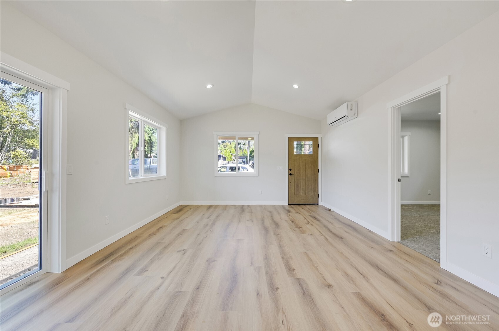 property viewer photo 14