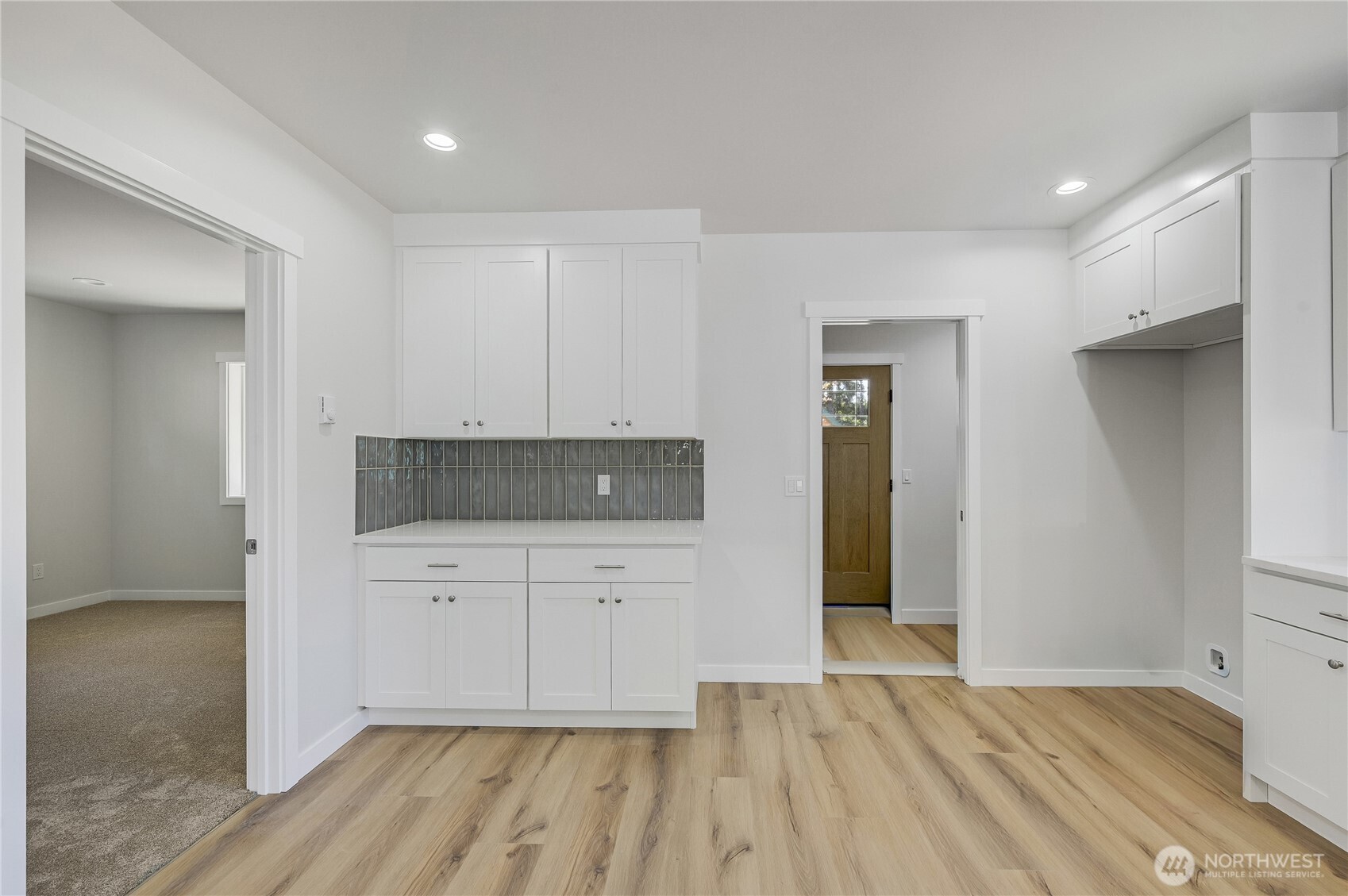 property viewer photo 16