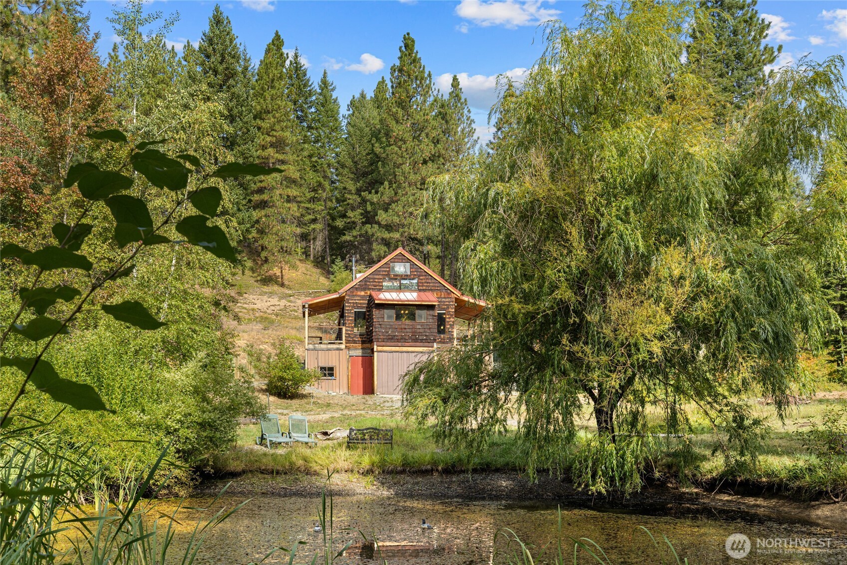 main property photo 13
