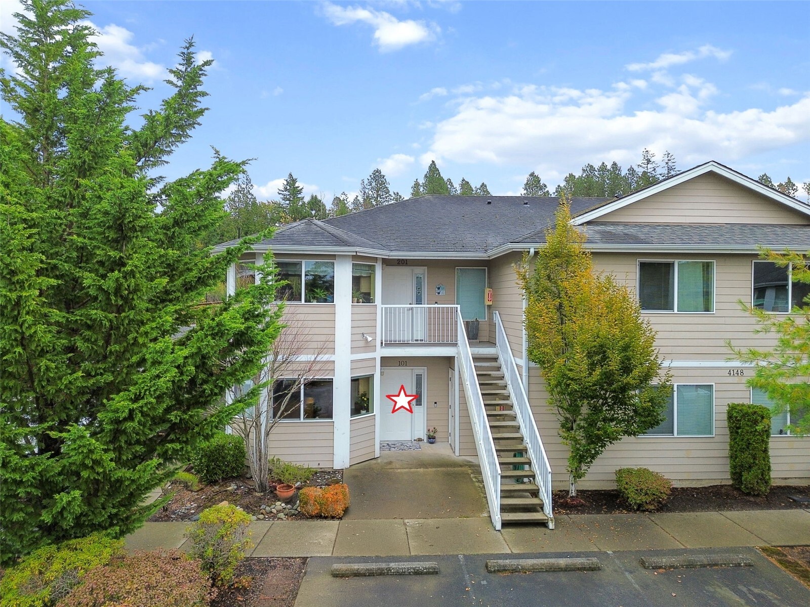 main property photo 0