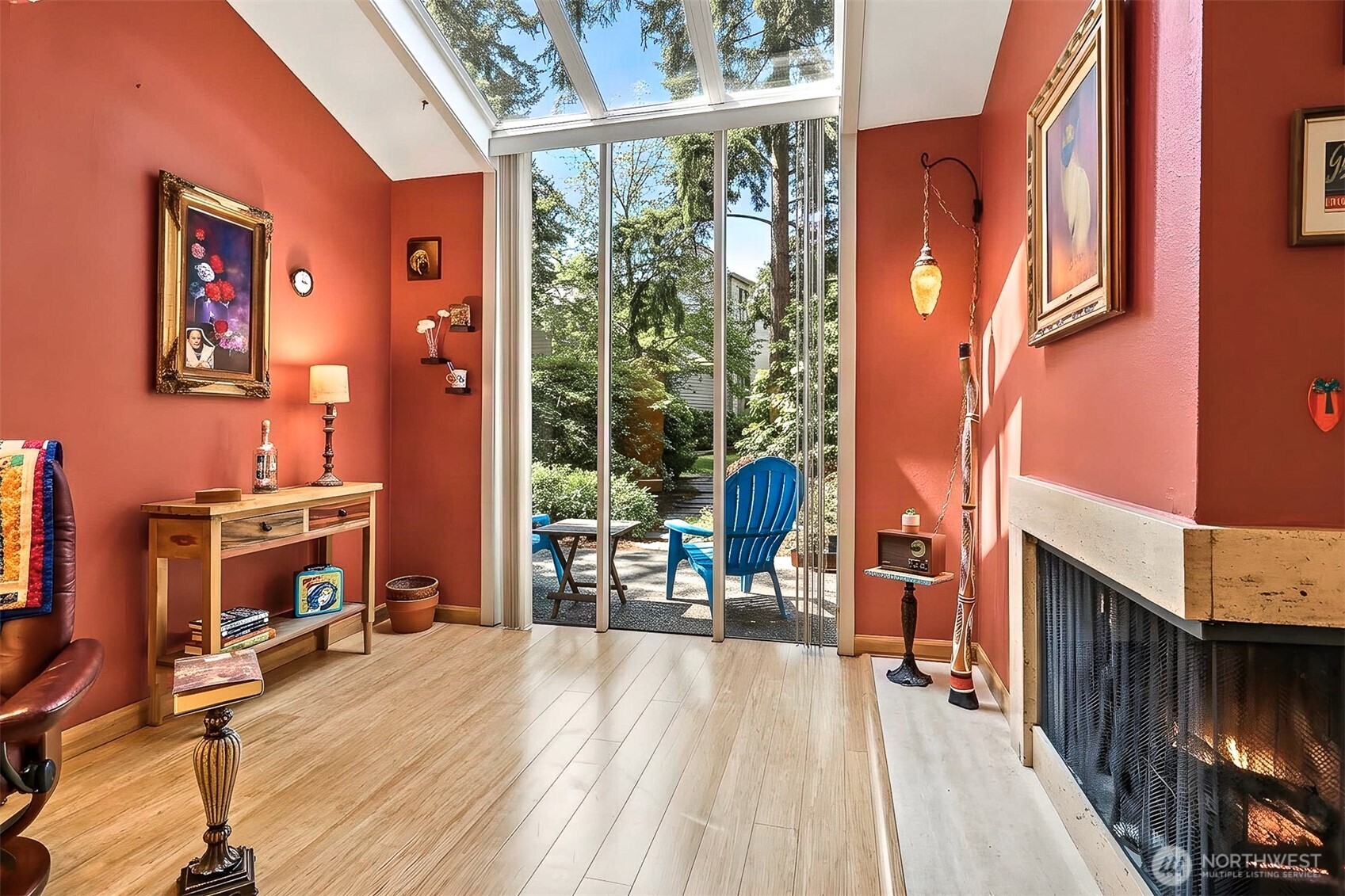 property viewer photo 1
