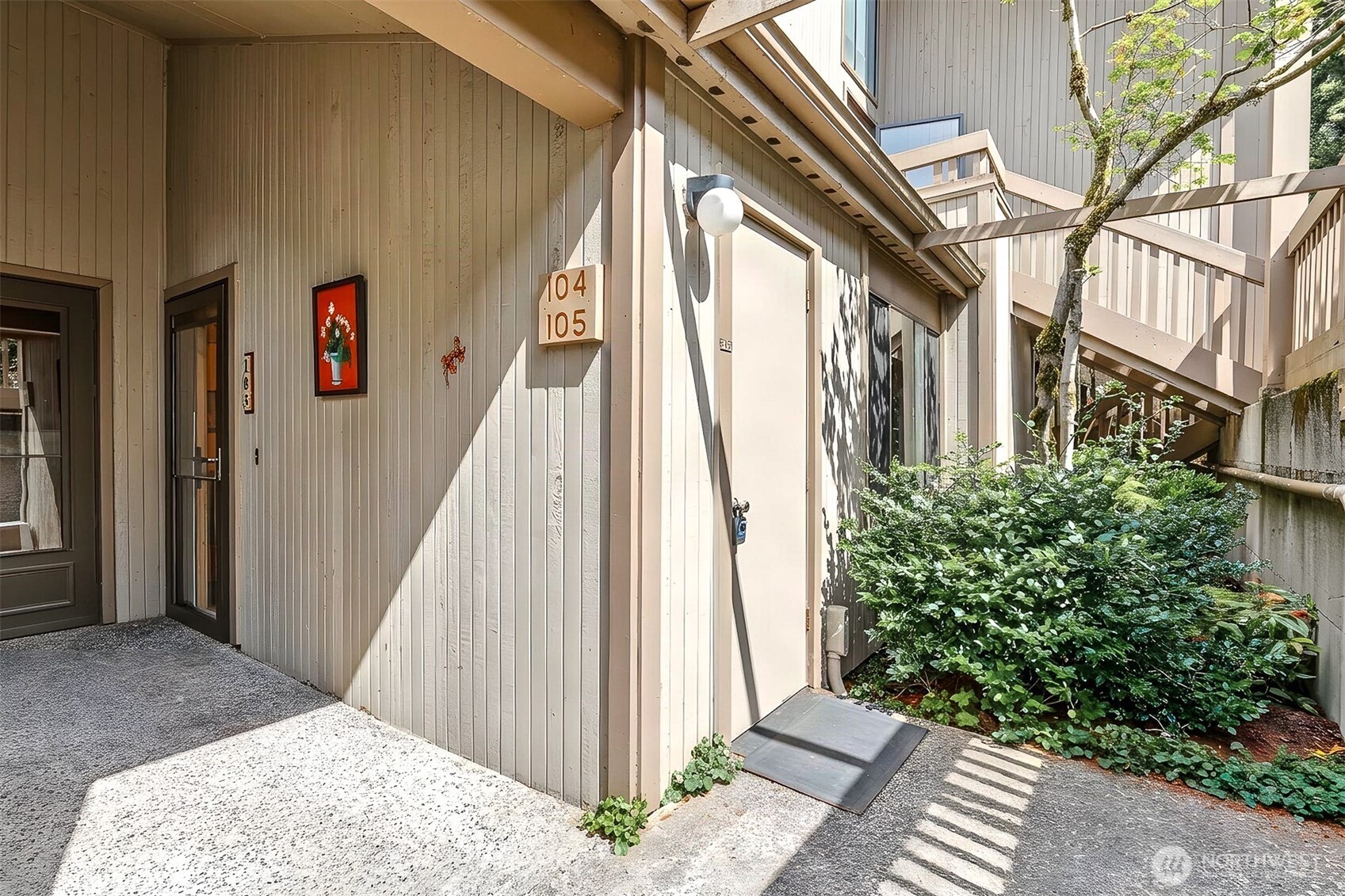 property viewer photo 23