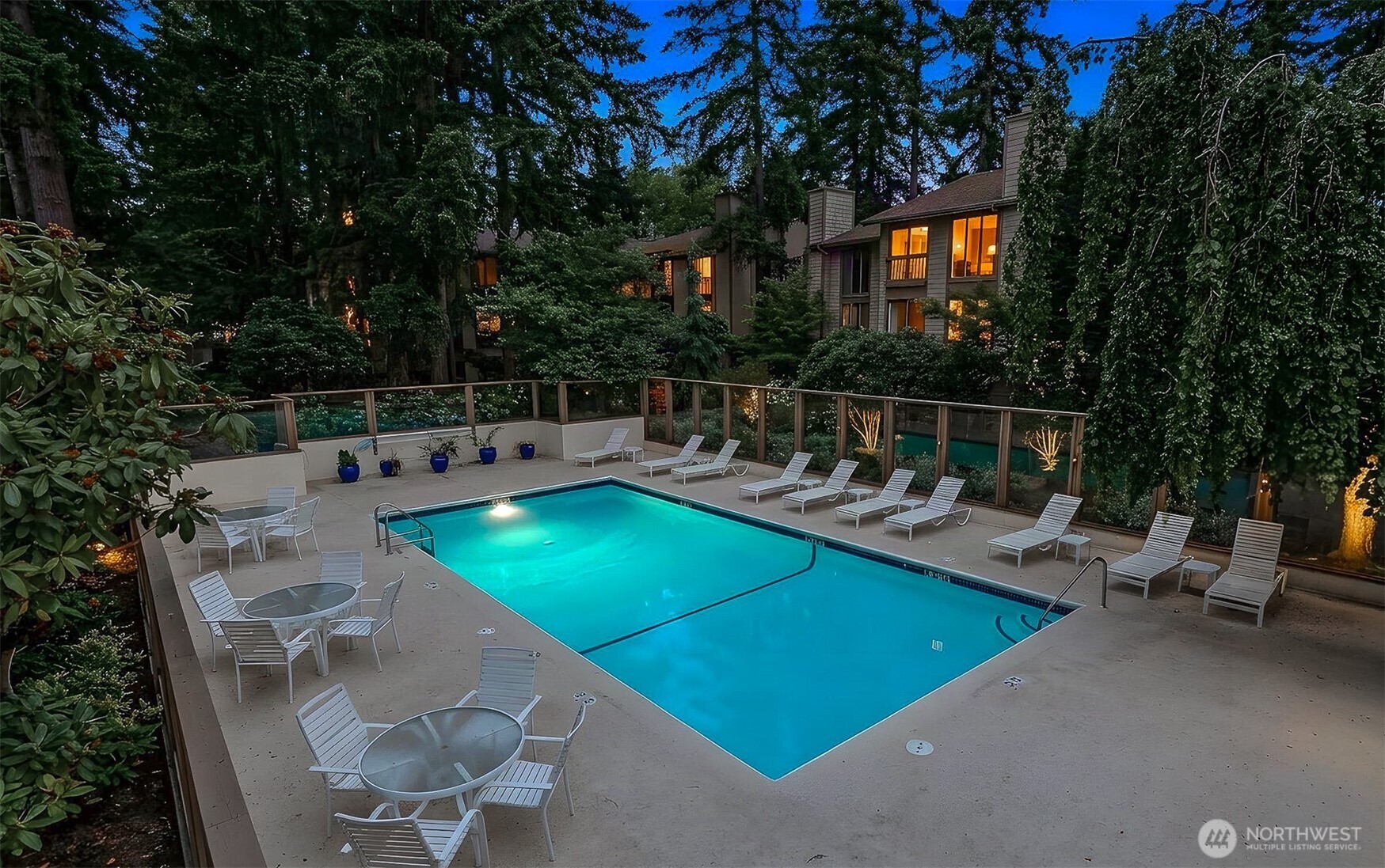 property viewer photo 37