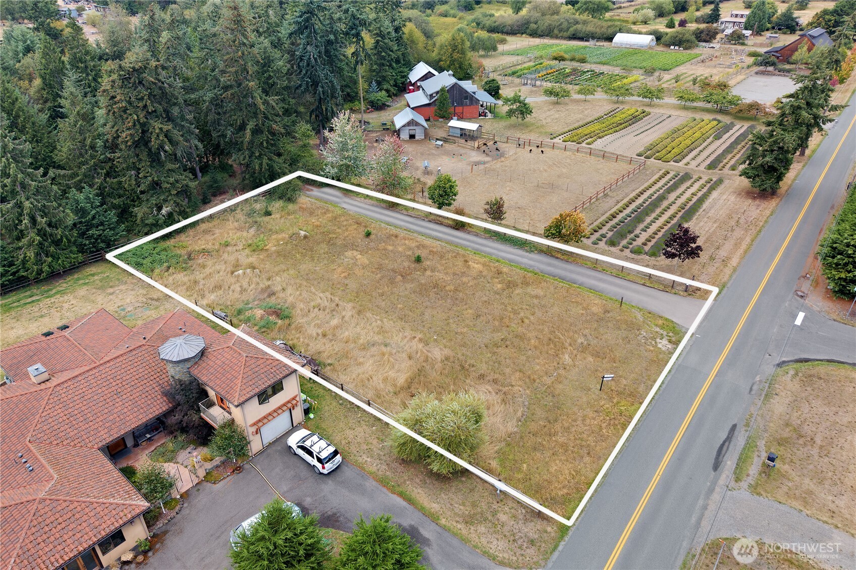 main property photo 18
