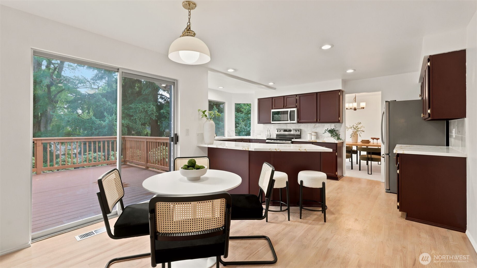 property viewer photo 13