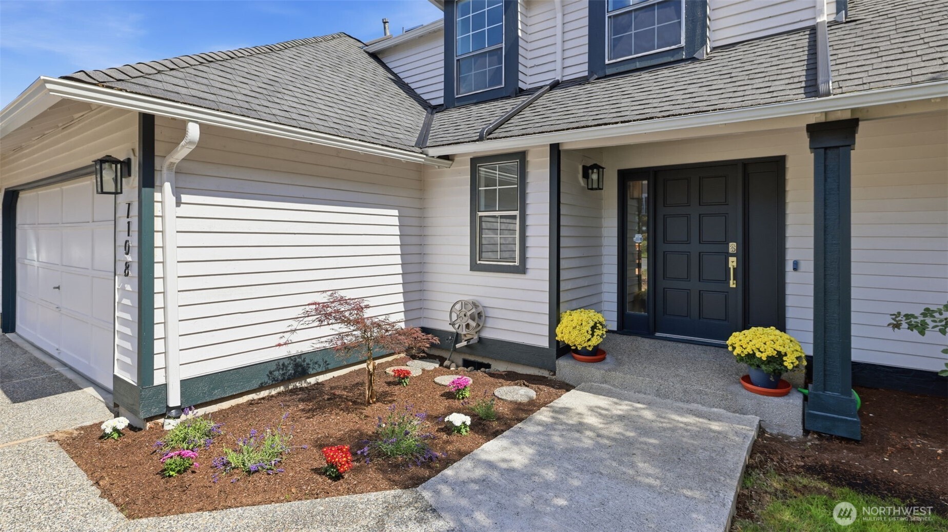 property viewer photo 2