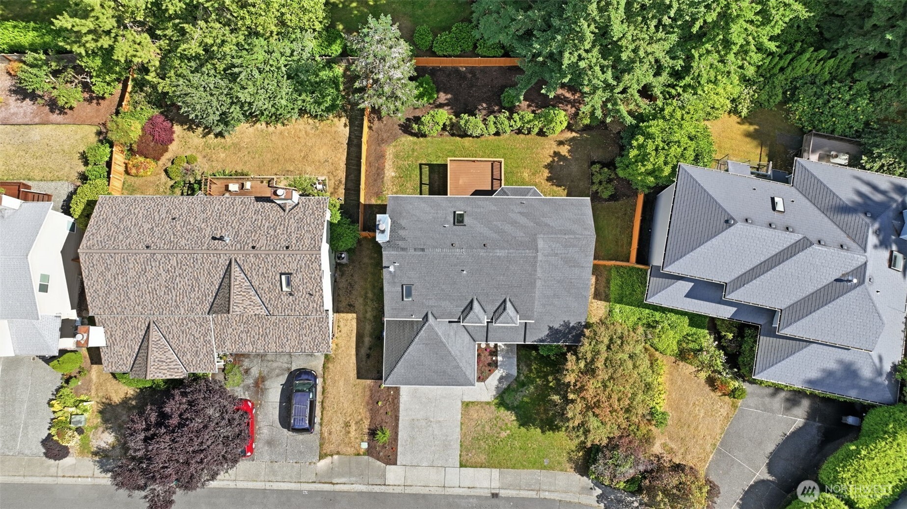 property viewer photo 36