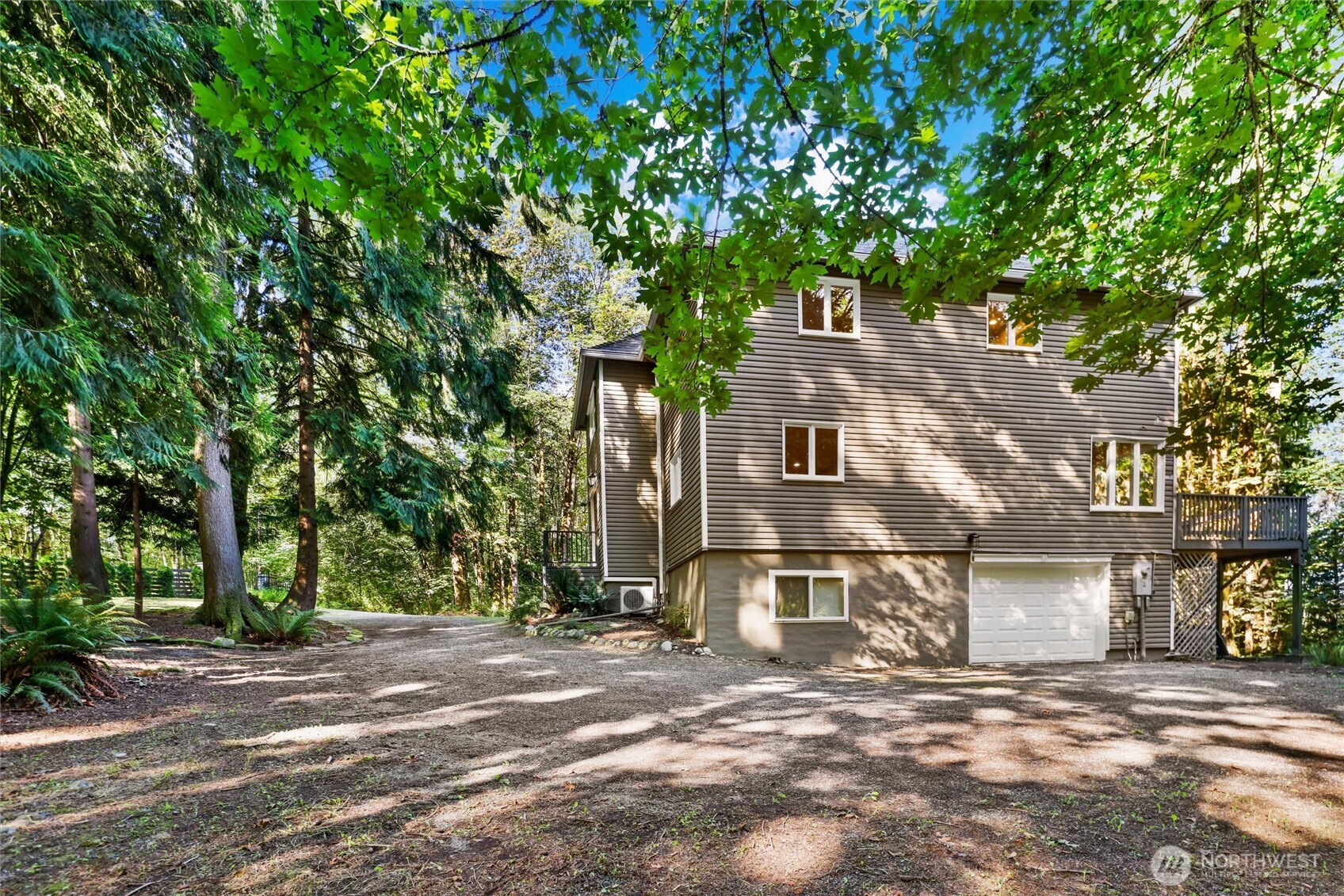 property viewer photo 33
