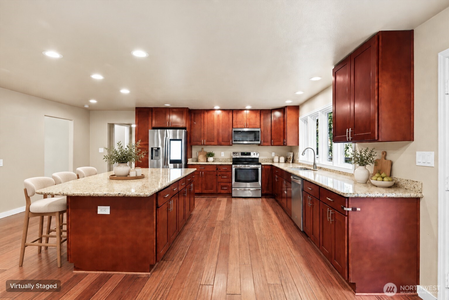 property viewer photo 5