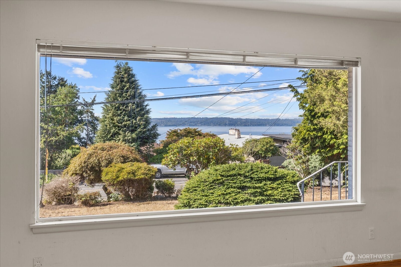 property viewer photo 4