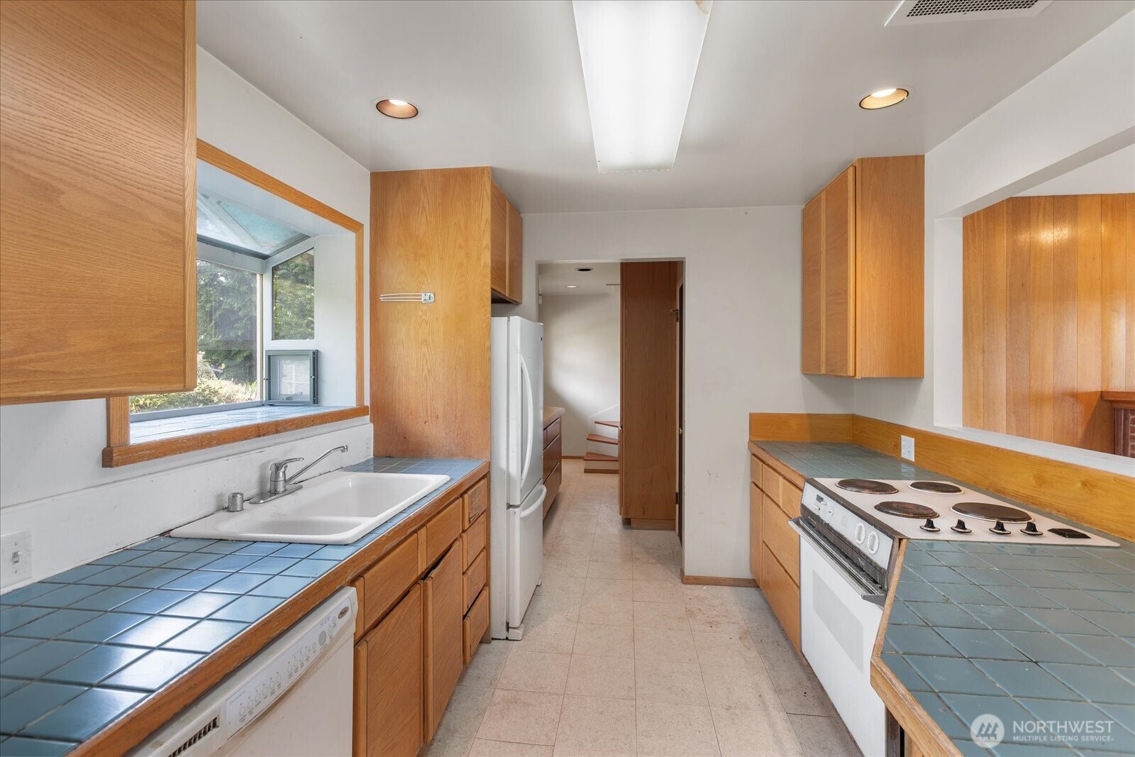property viewer photo 9