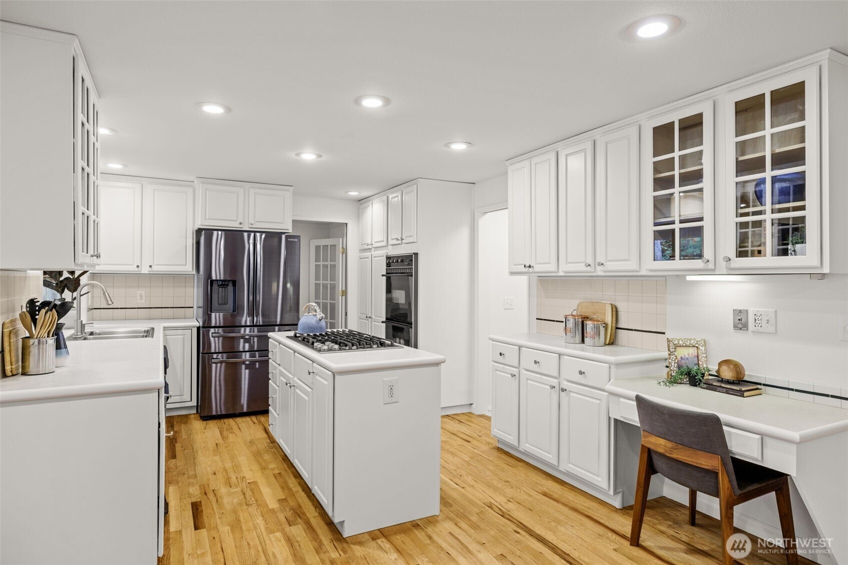 property viewer photo 12