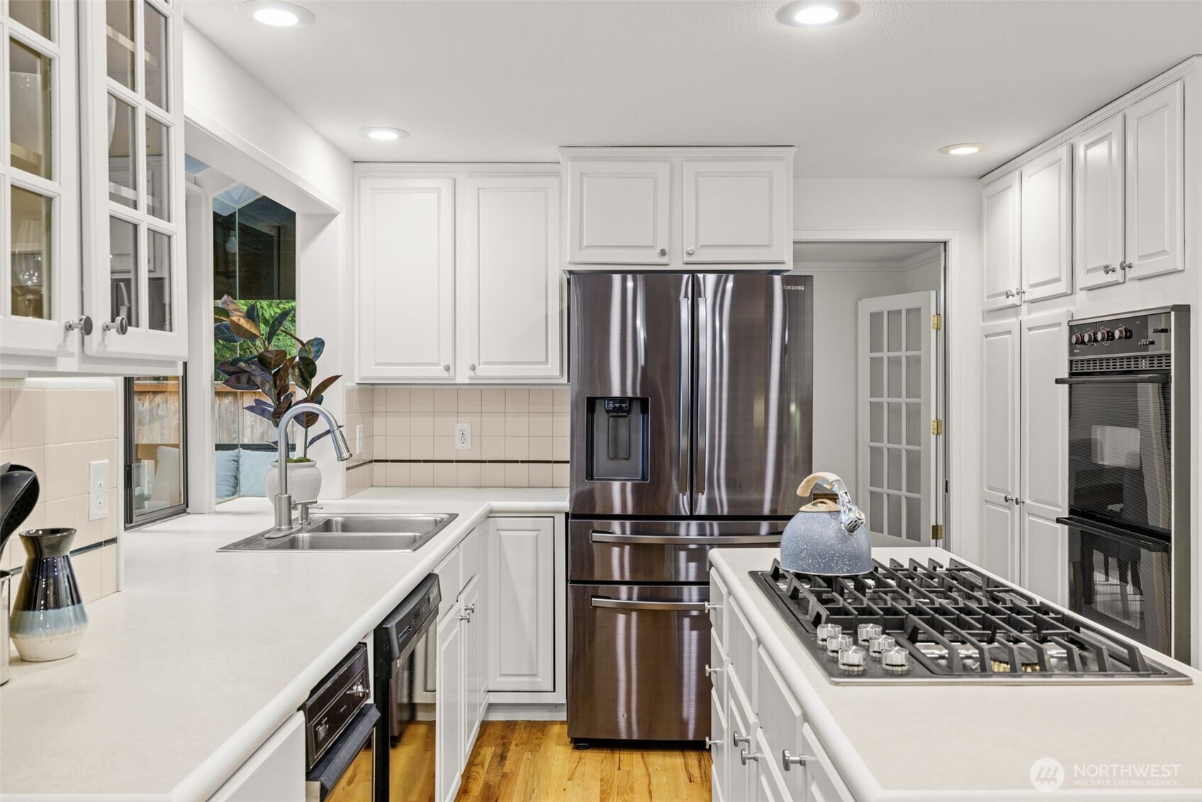 property viewer photo 13