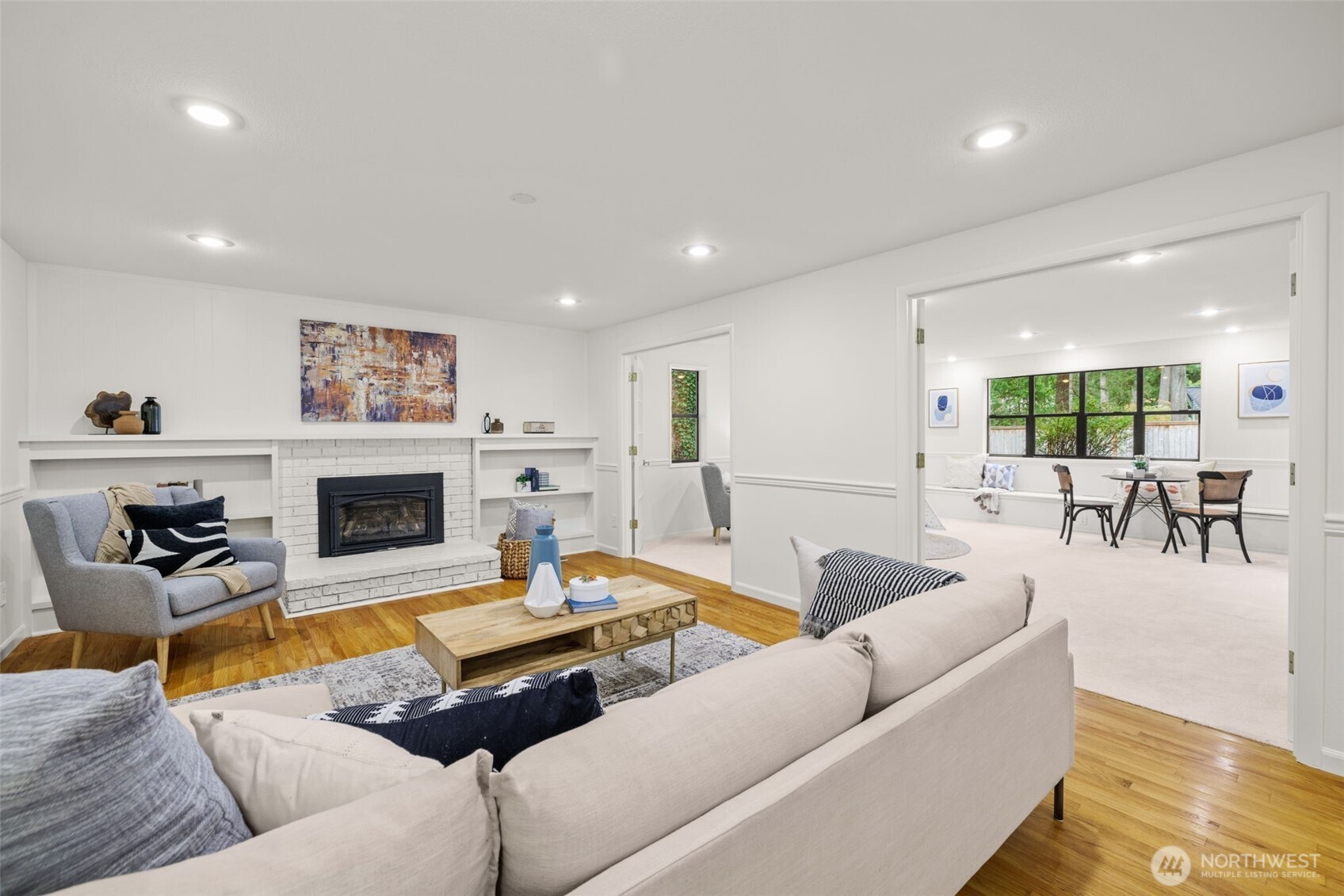 property viewer photo 16