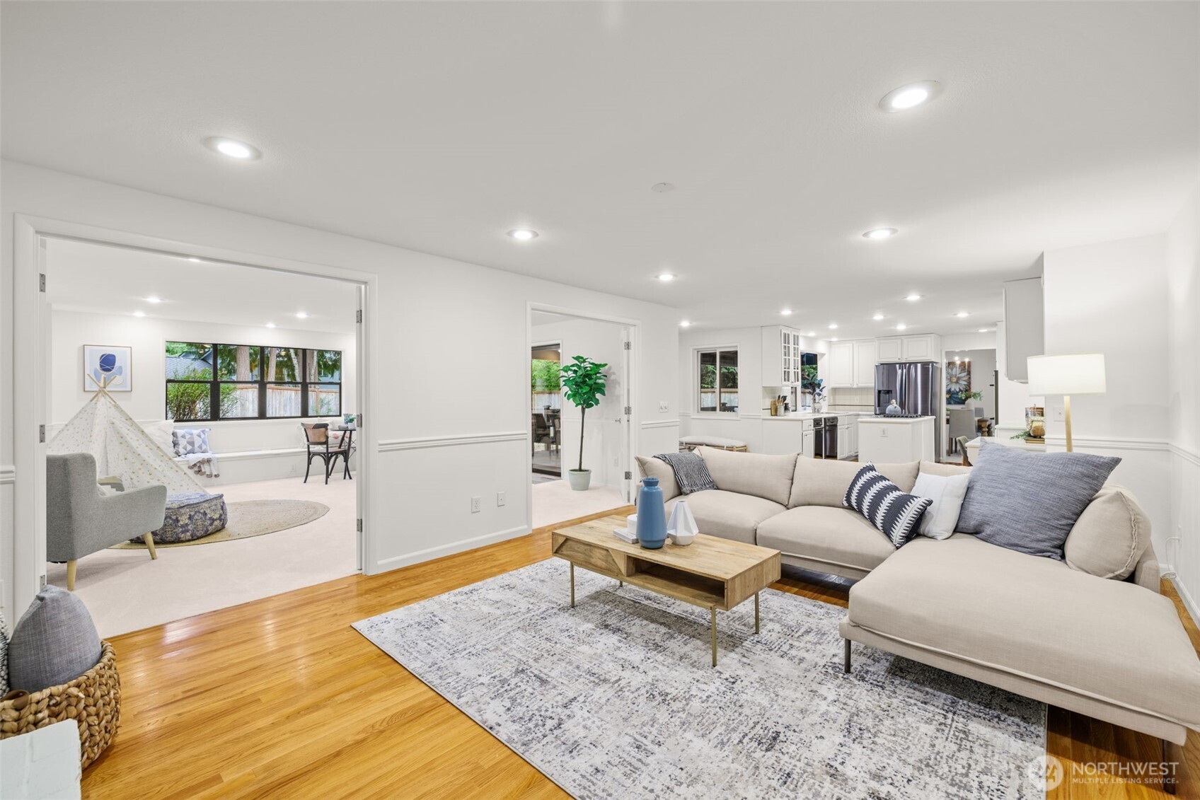 property viewer photo 19