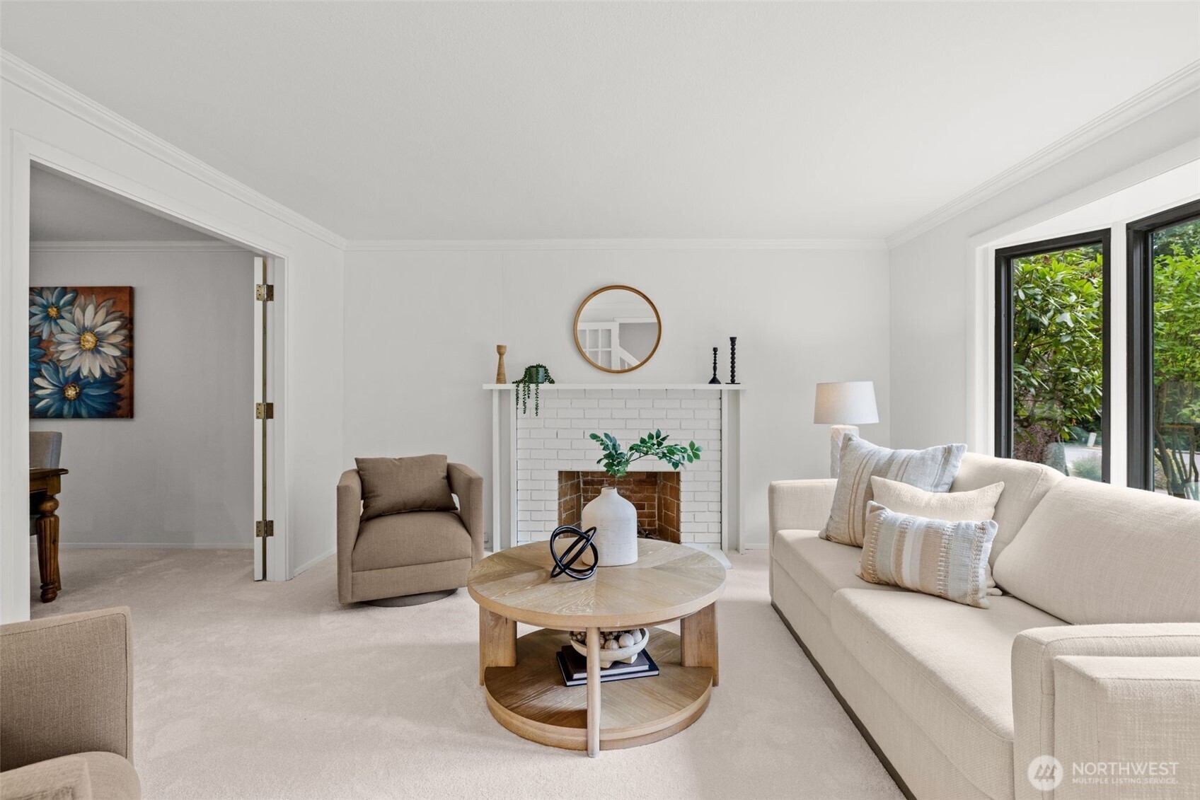 property viewer photo 3