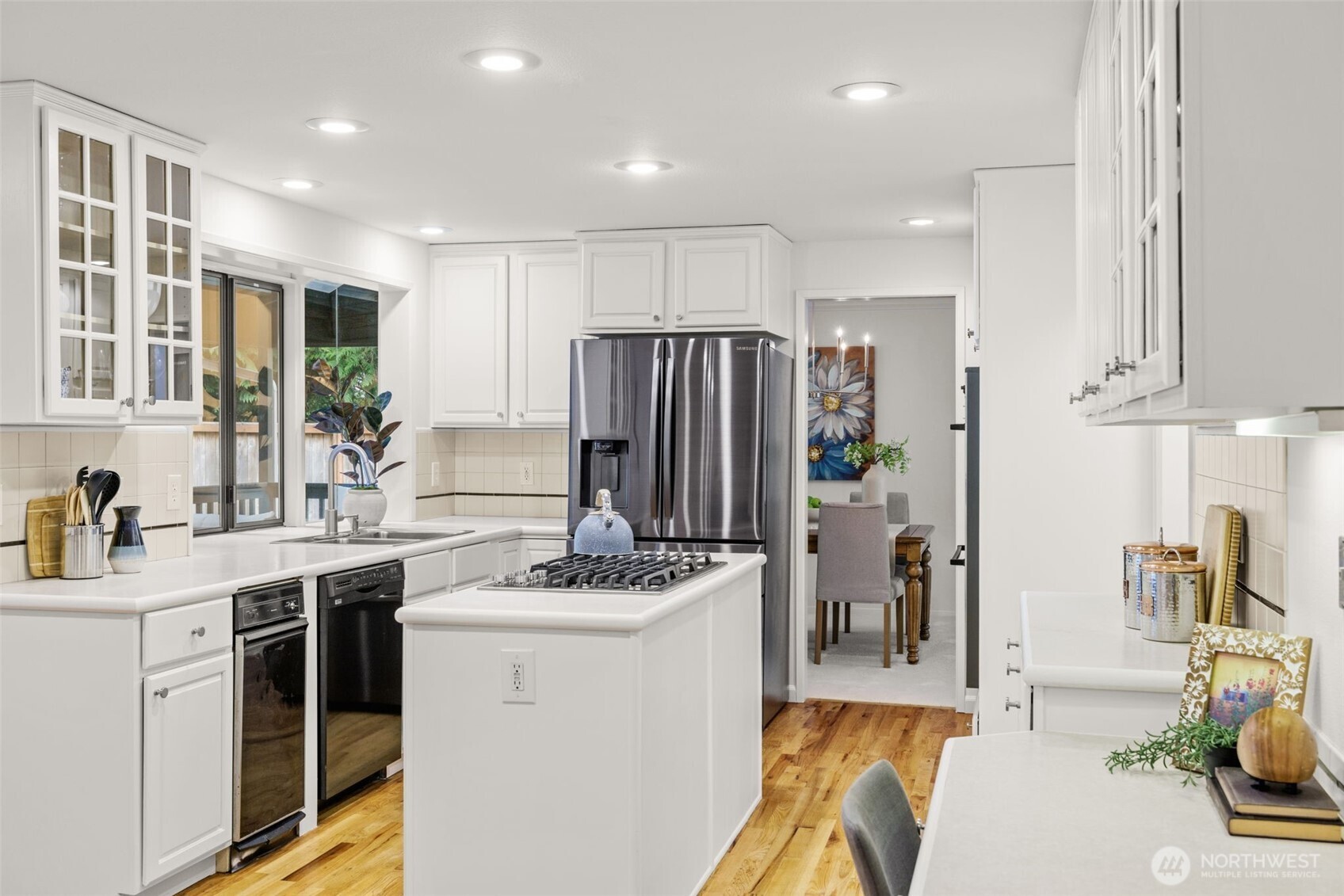 property viewer photo 9