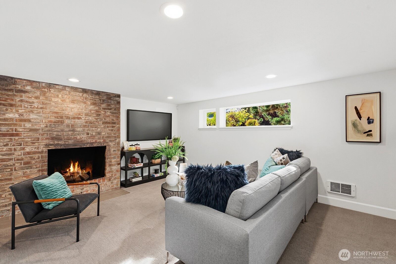 property viewer photo 26