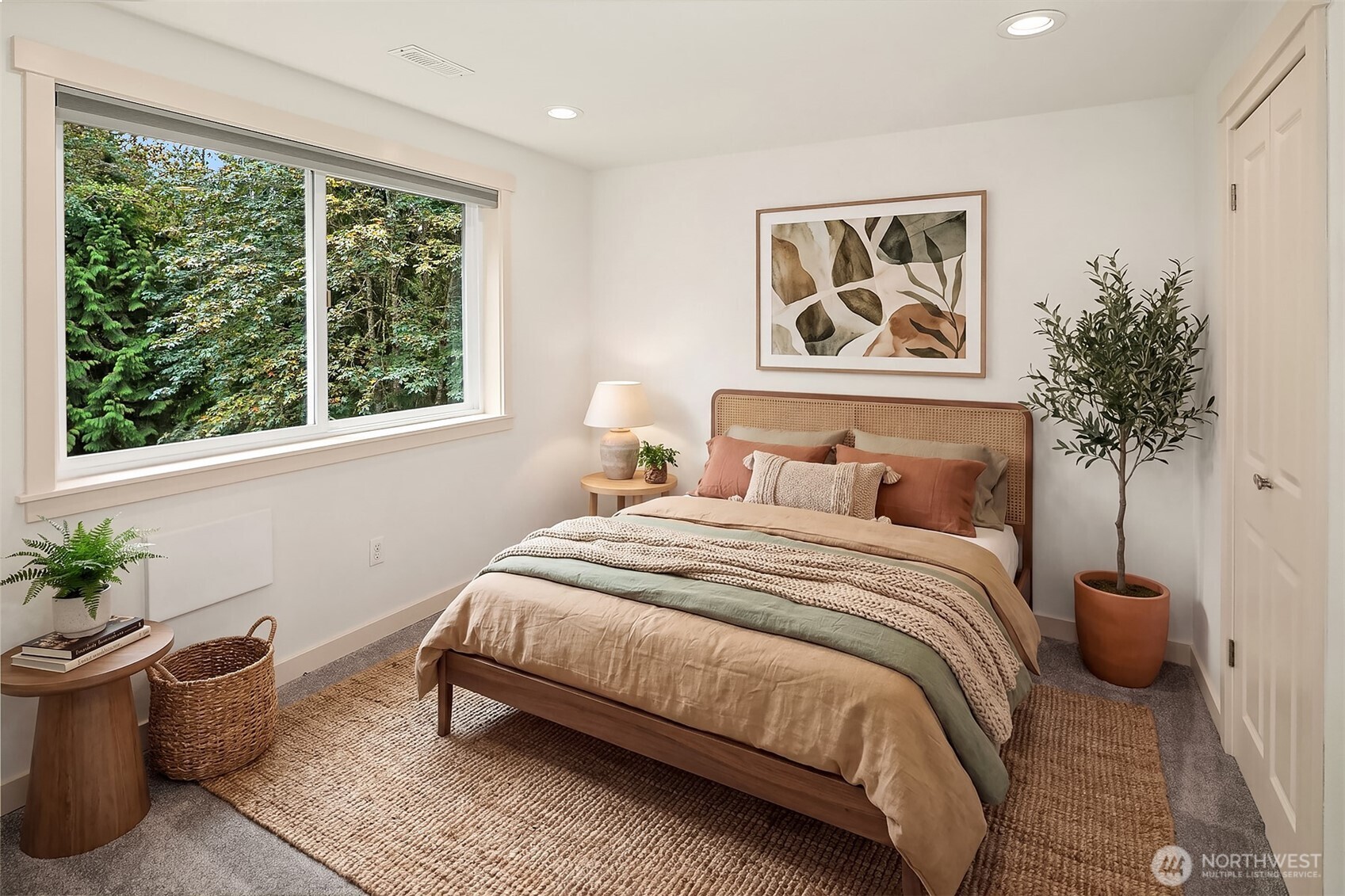 property viewer photo 12