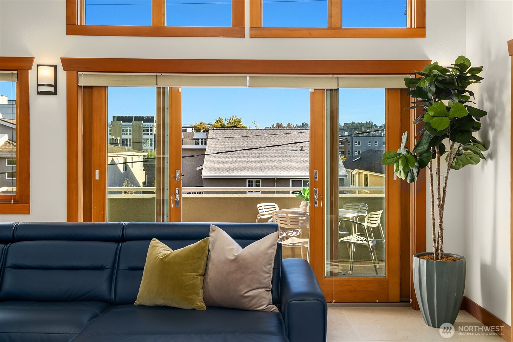 property viewer photo 1