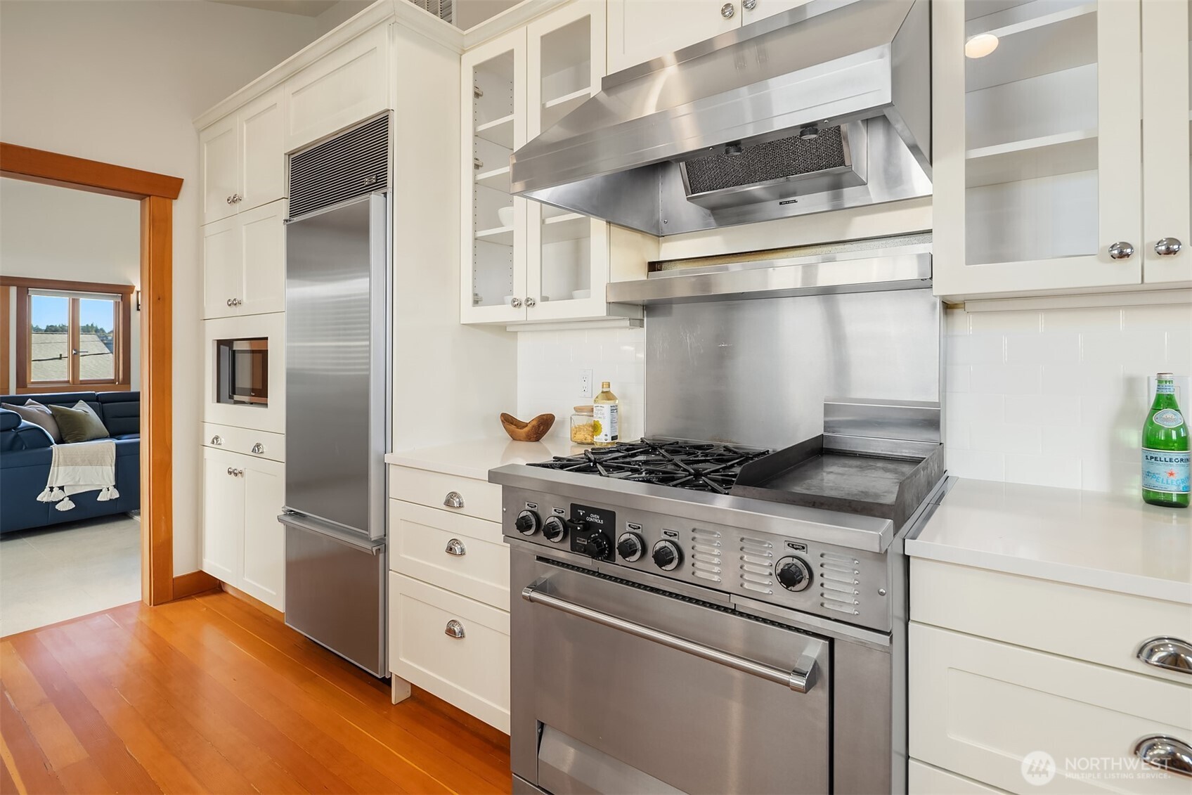 property viewer photo 10