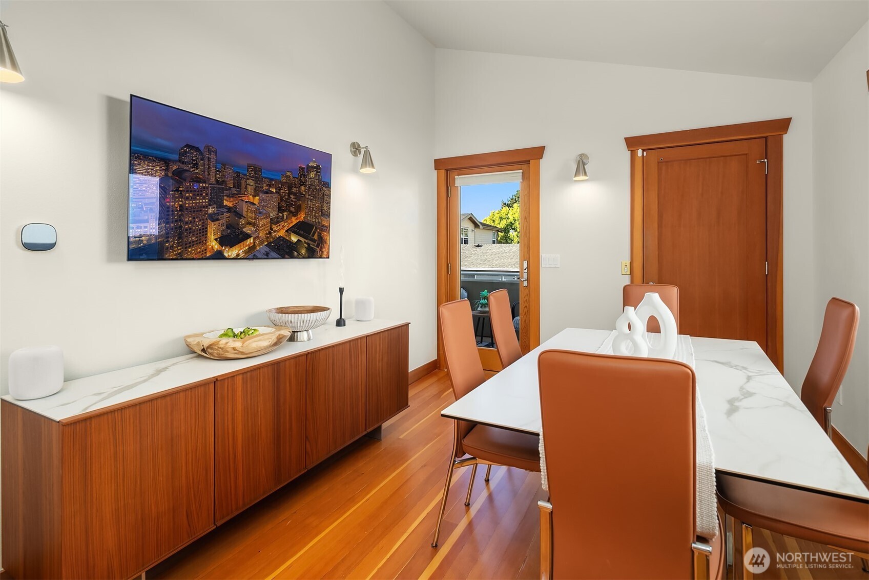 property viewer photo 12