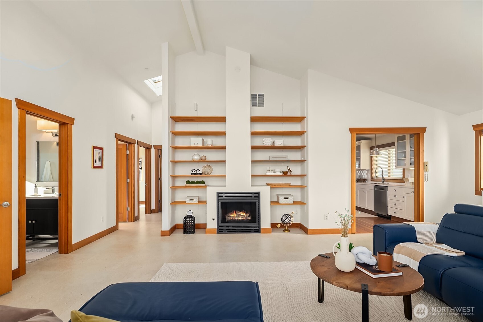 property viewer photo 3