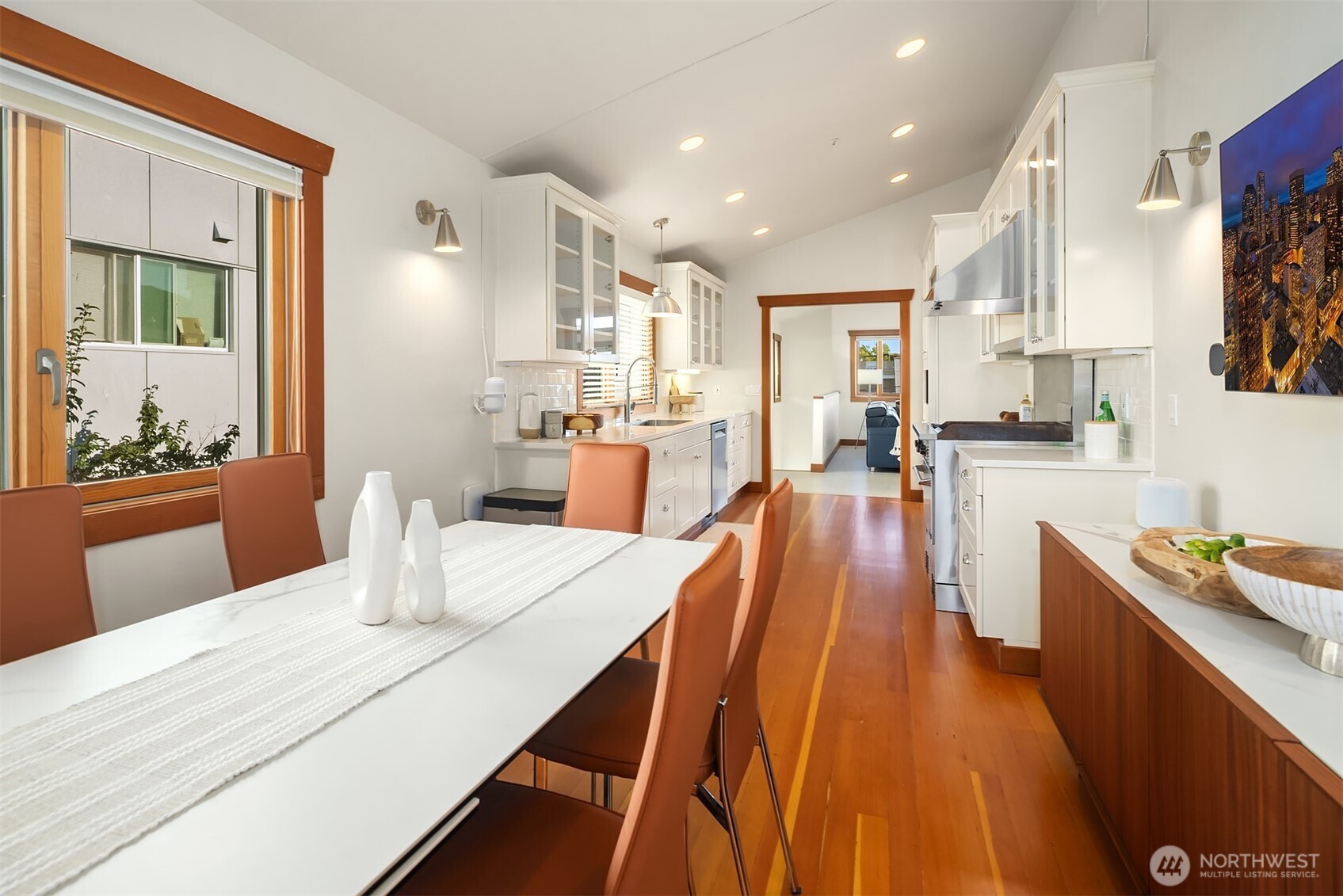 property viewer photo 7