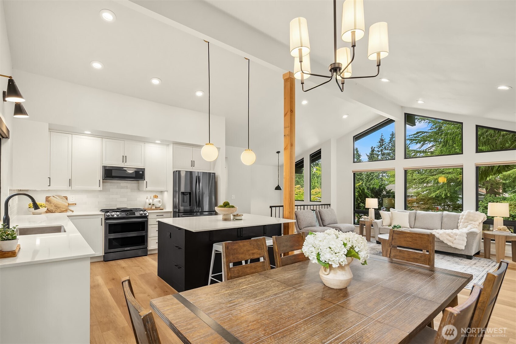property viewer photo 10