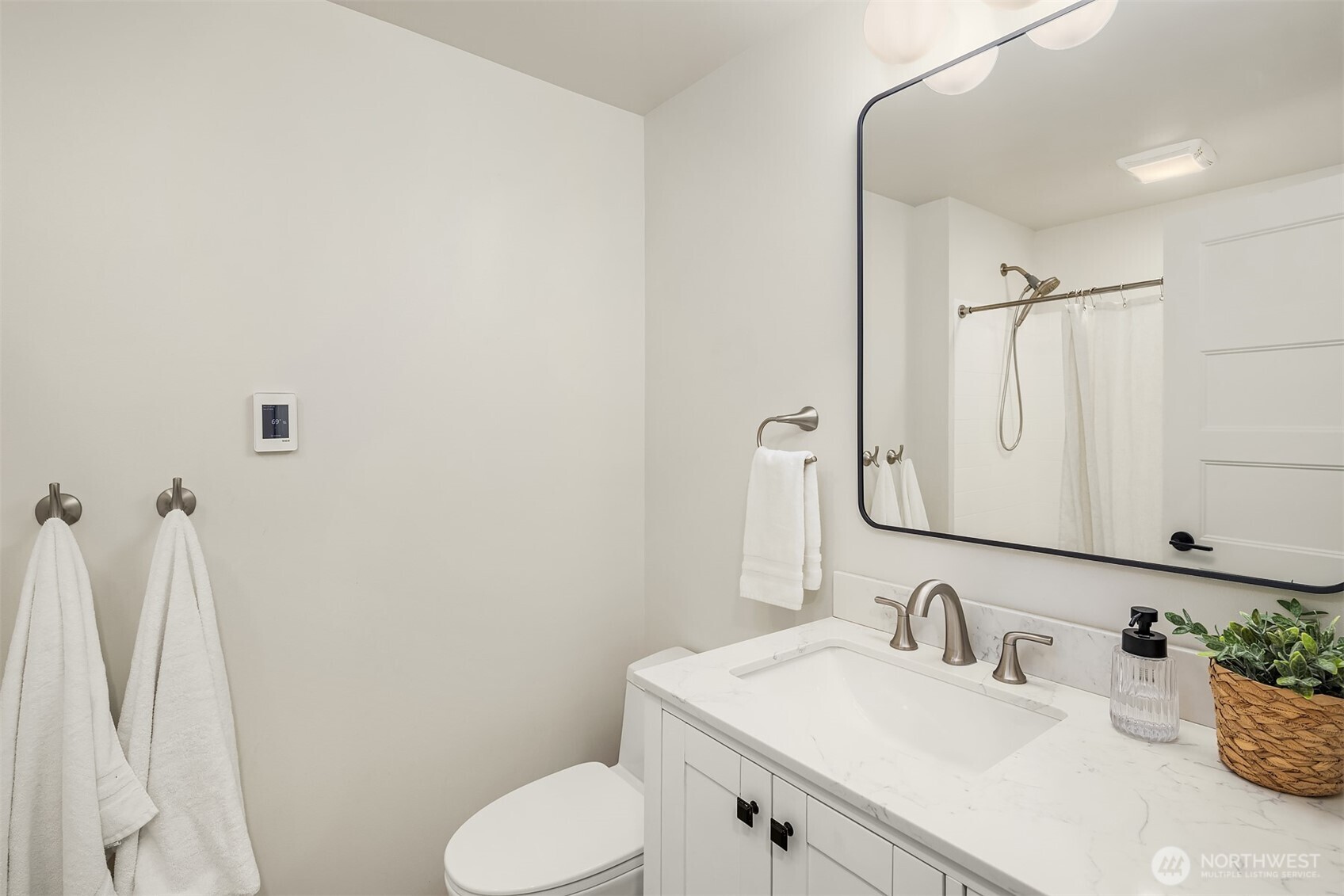 property viewer photo 14