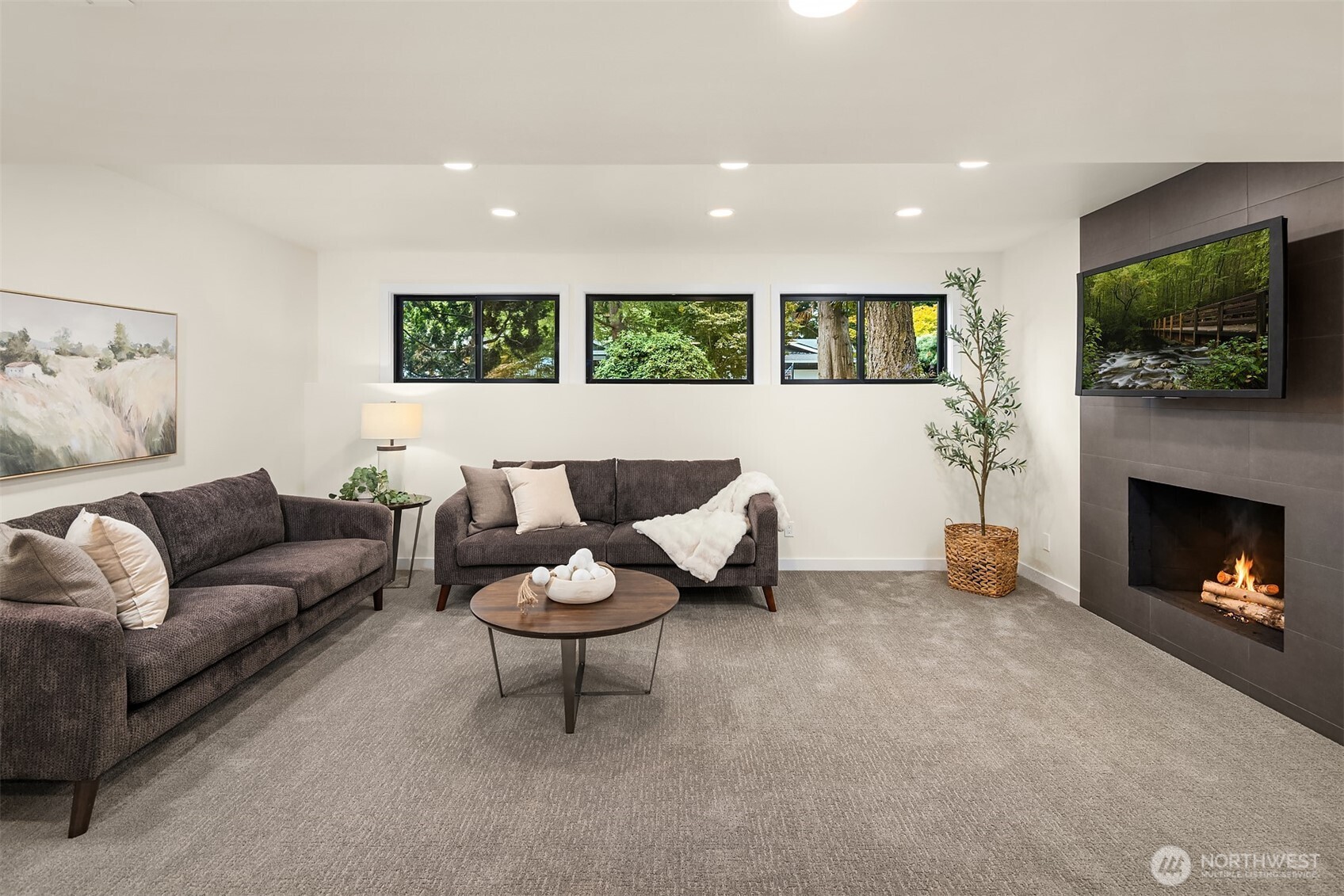 property viewer photo 17