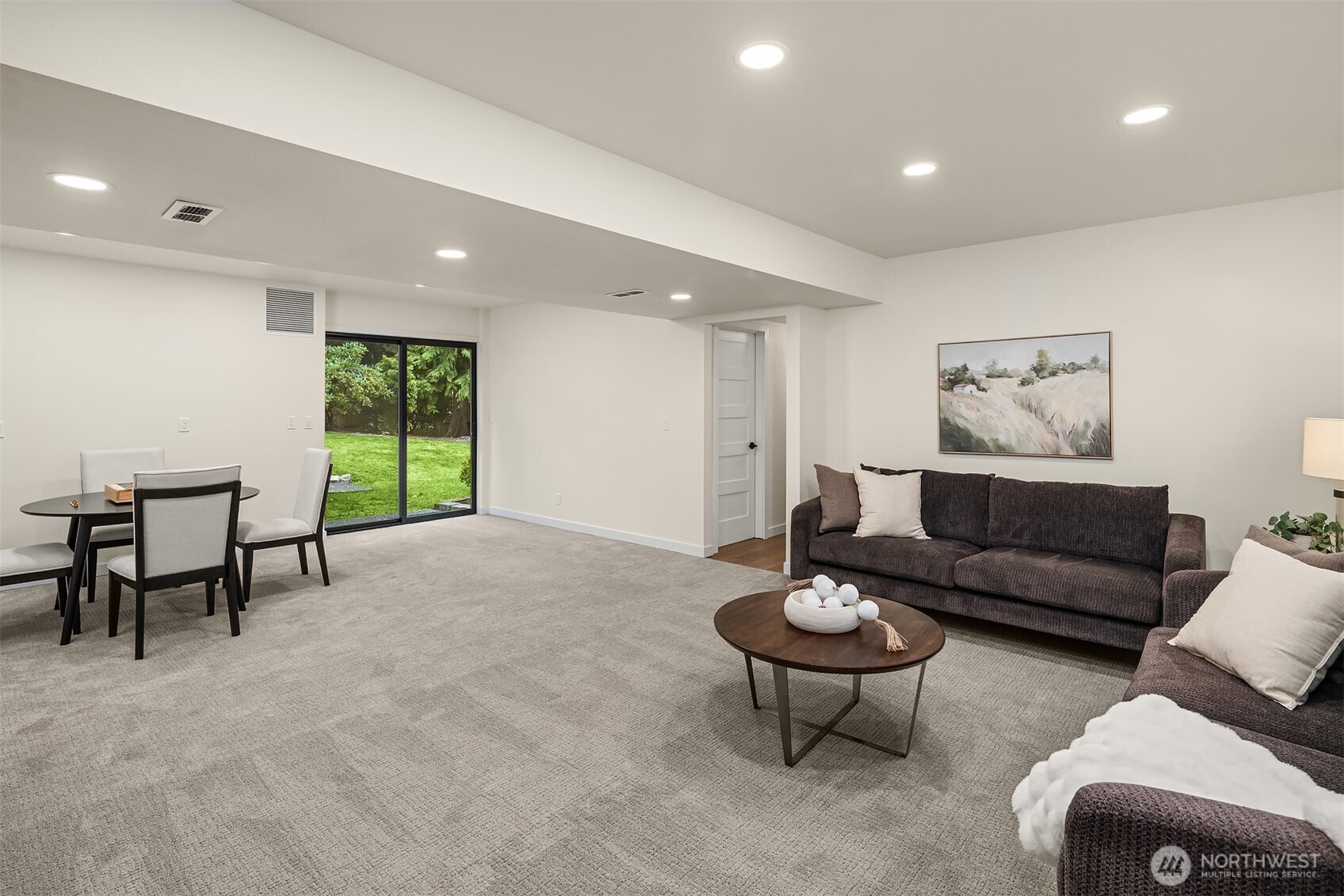 property viewer photo 19