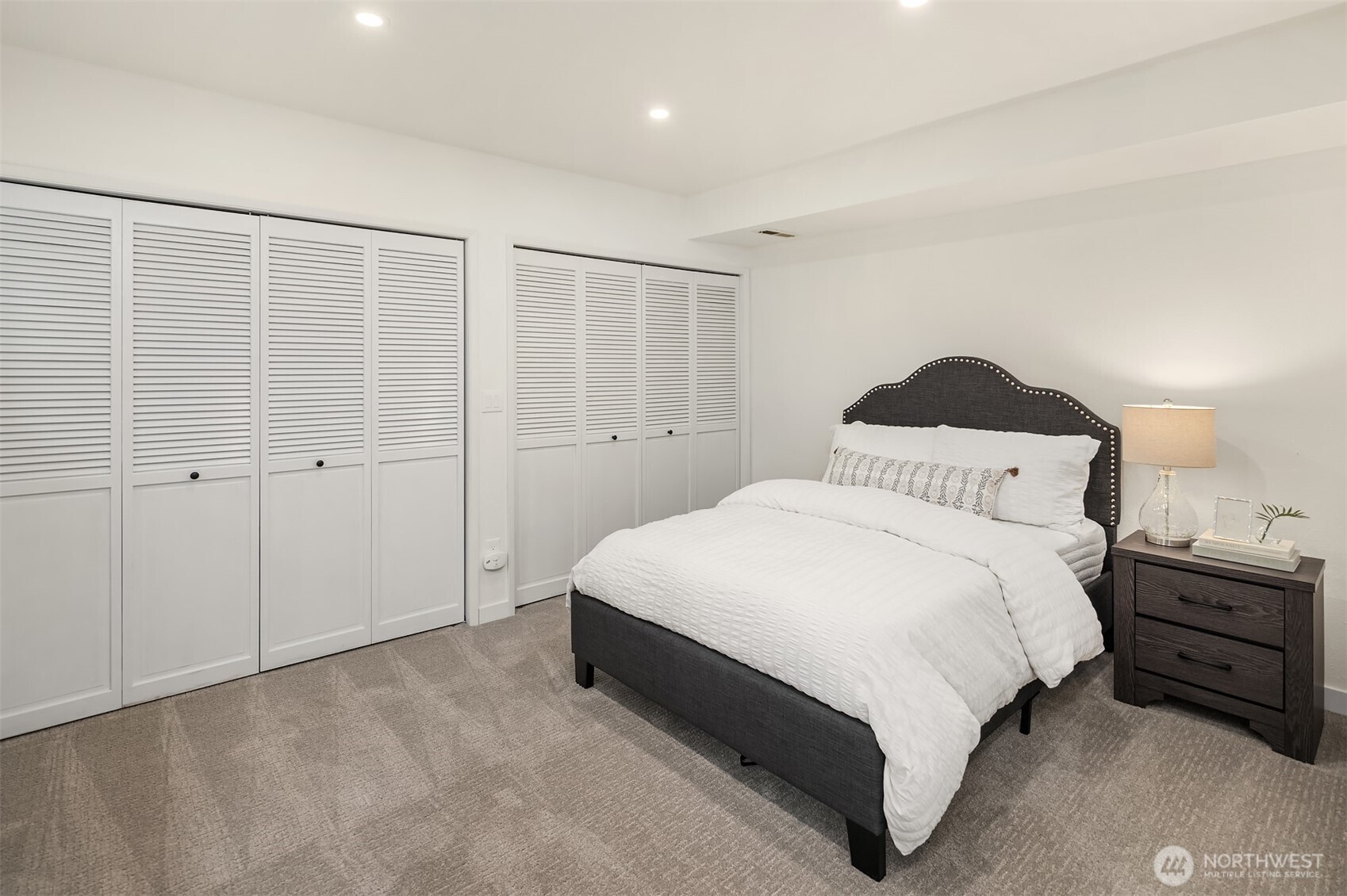 property viewer photo 22