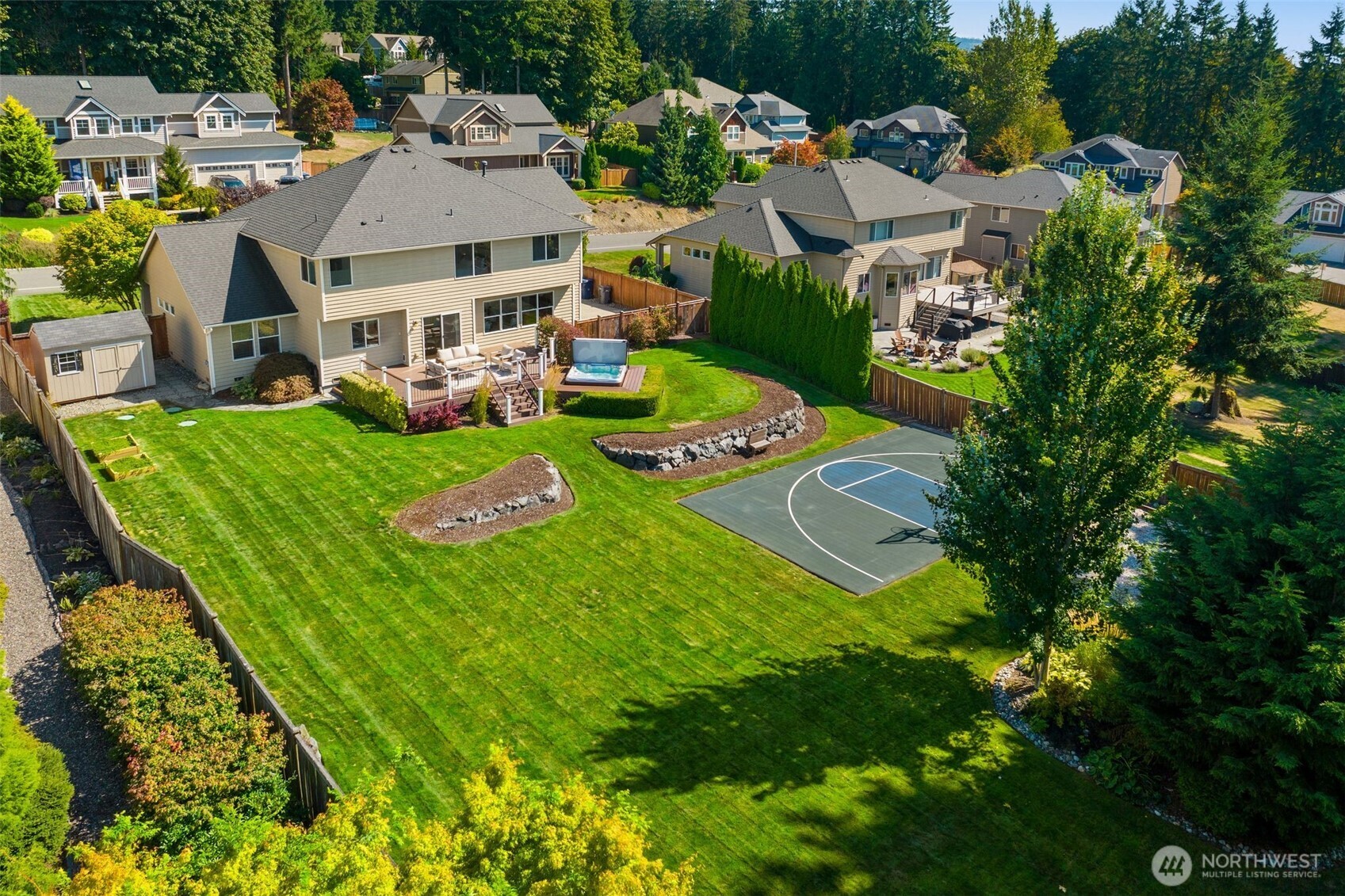main property photo 33