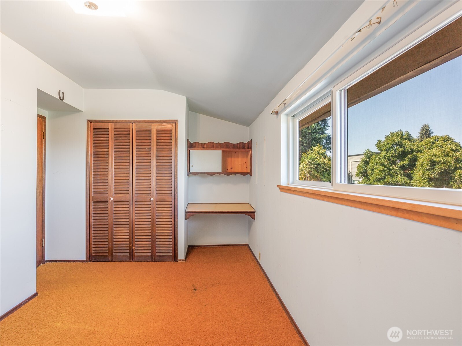 property viewer photo 23