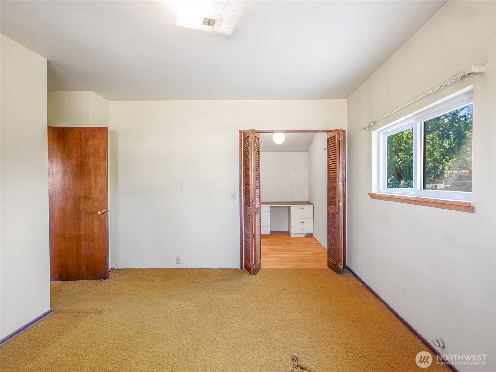 property viewer photo 25