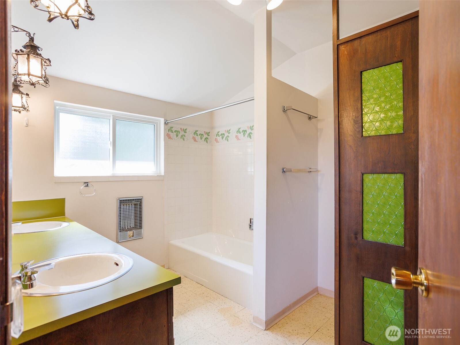 property viewer photo 30