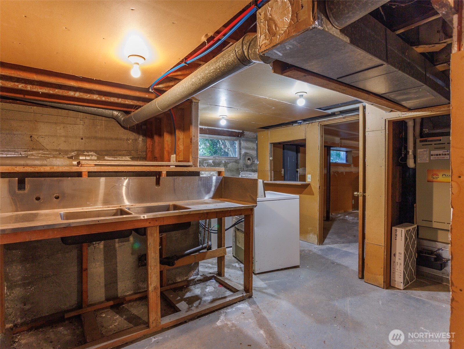 property viewer photo 36